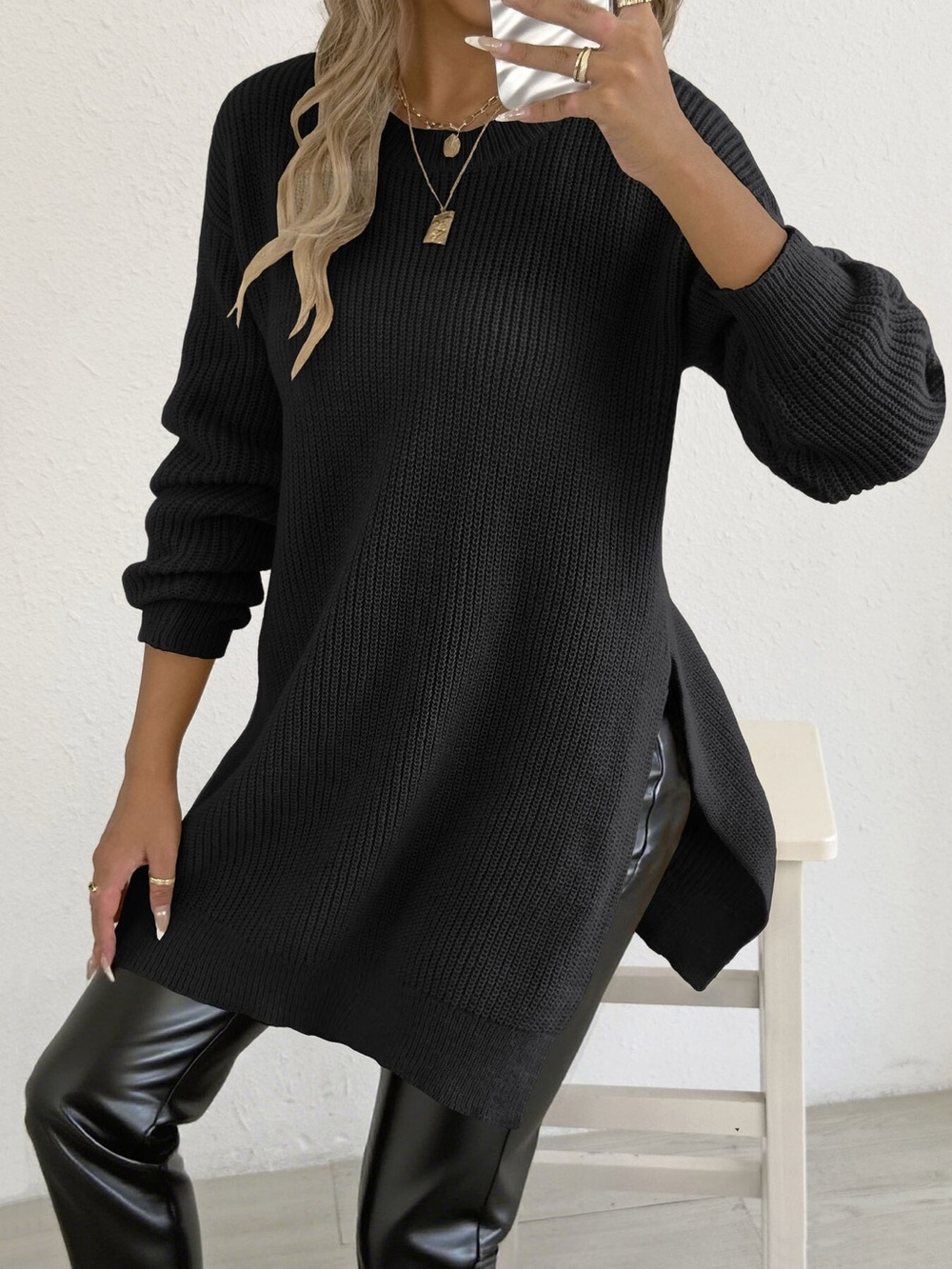 Side-Slit Dropped Shoulder Sweater - Picture 2 of 10